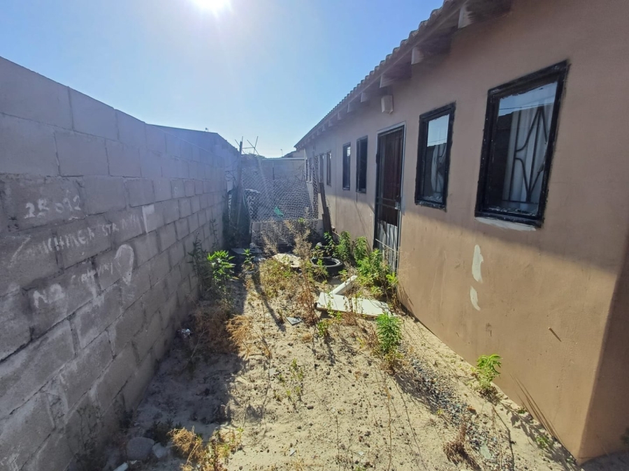 2 Bedroom Property for Sale in Delft Western Cape